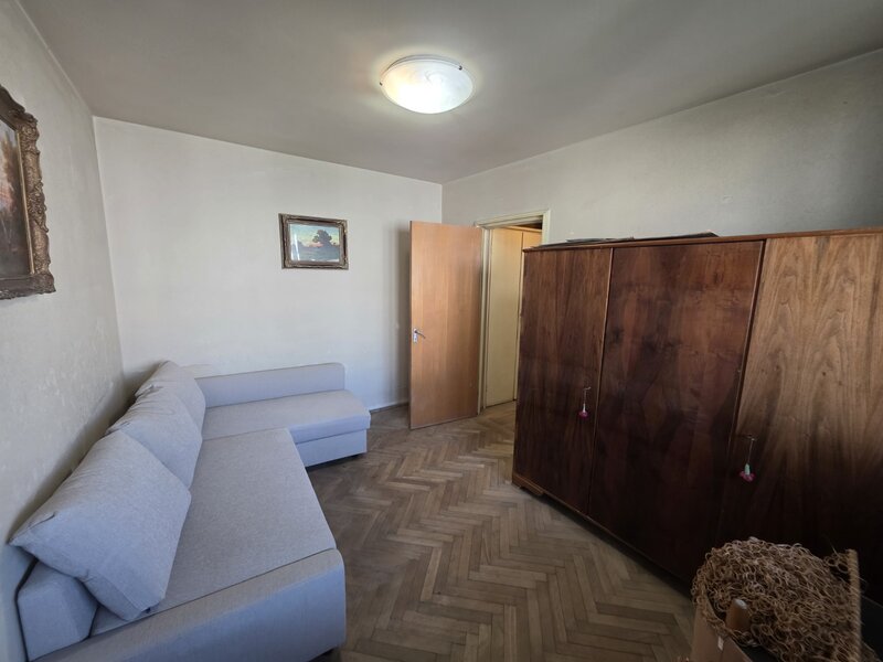 Dristor, 10 minute metrou si parc IOR, stradal pe strada Parului,