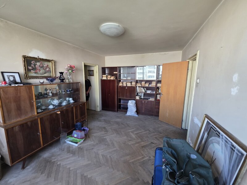 Dristor, 10 minute metrou si parc IOR, stradal pe strada Parului,